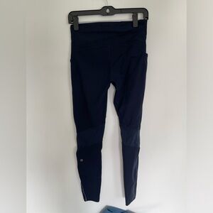 Lululemon Blue Woman’s Leggings-med